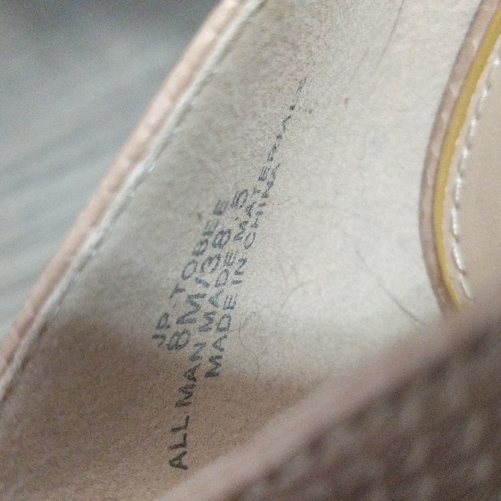 #283Jessica Simpson Women's Tobee Platform Pump Soft Tan Color. 4" Heel Size: 8M - Picture 6 of 12